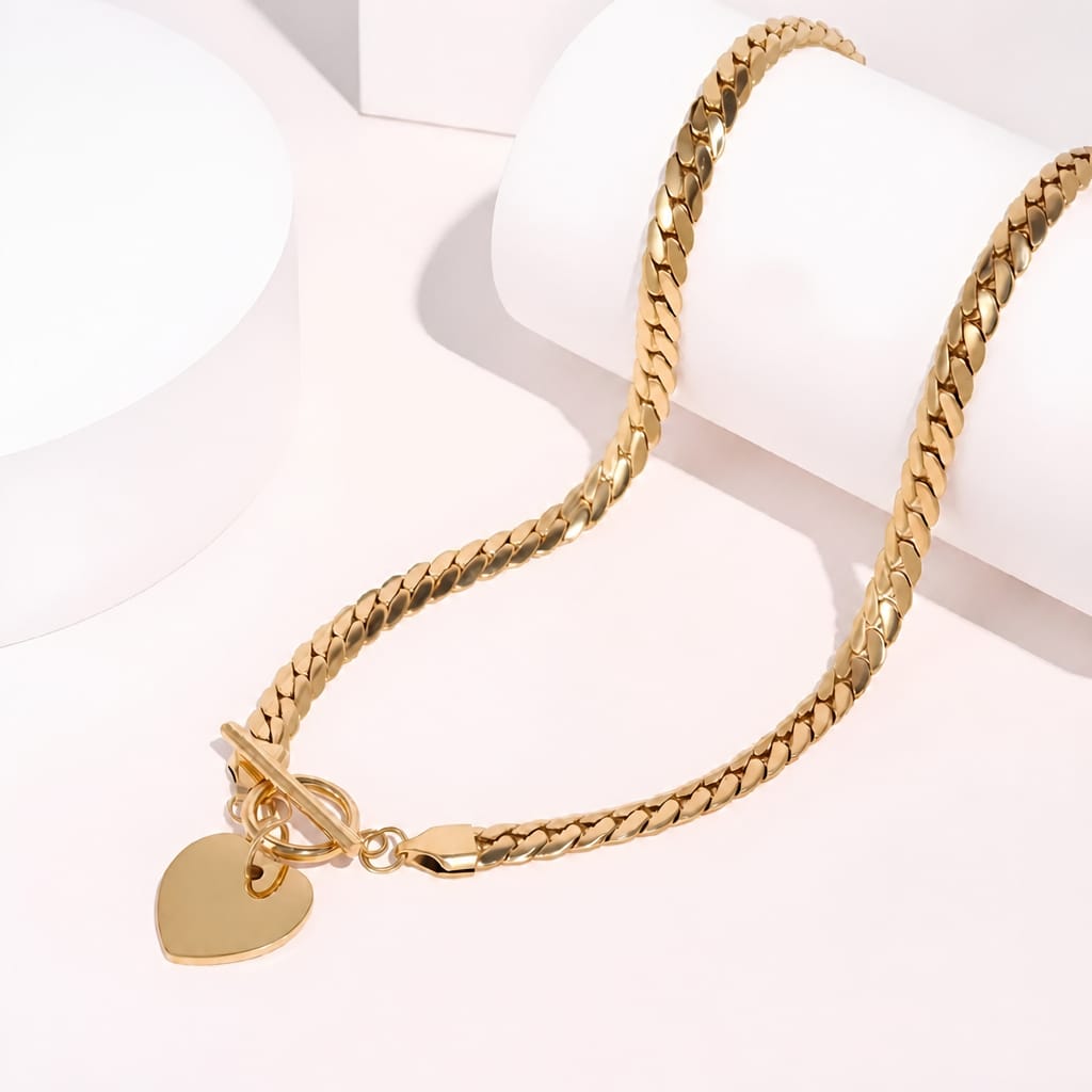 Heart Toggle Clasp Chunky Chain Necklace